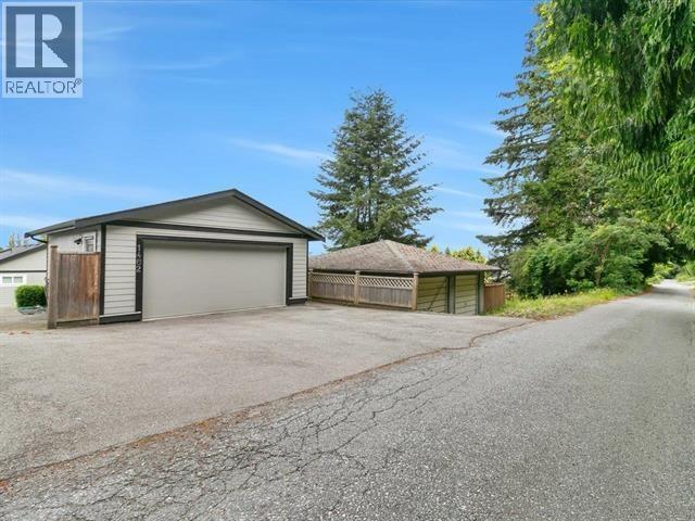 1462 PITT RIVER ROAD, Port Coquitlam