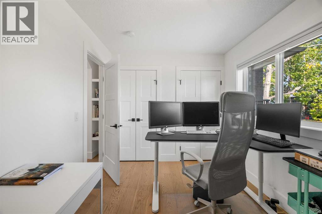 Single Family House for Sale in  Lake Wapta Rise SE Lake Bonavista Calgary 