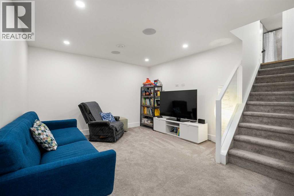 Single Family House for Sale in  Lake Wapta Rise SE Lake Bonavista Calgary 