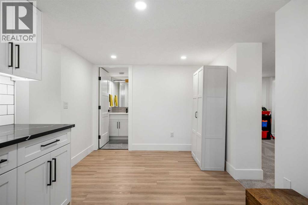 Single Family House for Sale in  Lake Wapta Rise SE Lake Bonavista Calgary 