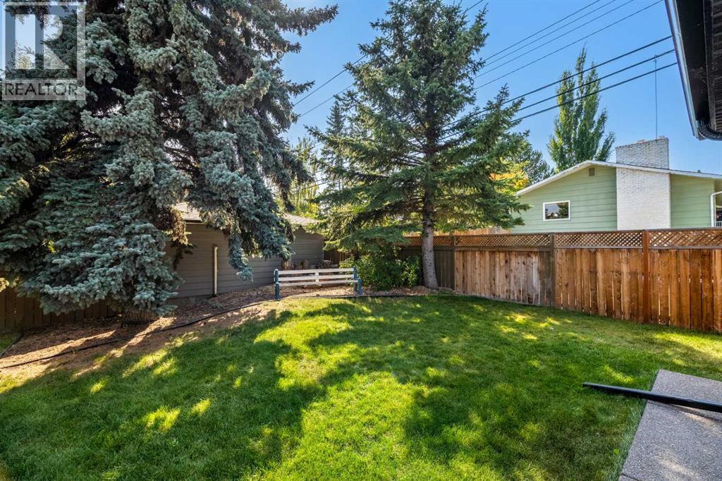 Single Family House for Sale in  Lake Wapta Rise SE Lake Bonavista Calgary 