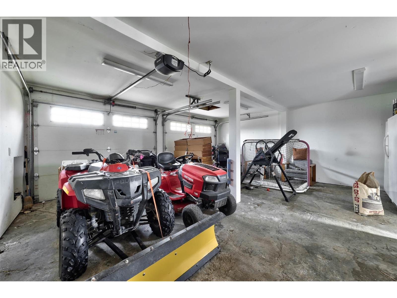 366 Staines Road, Barriere