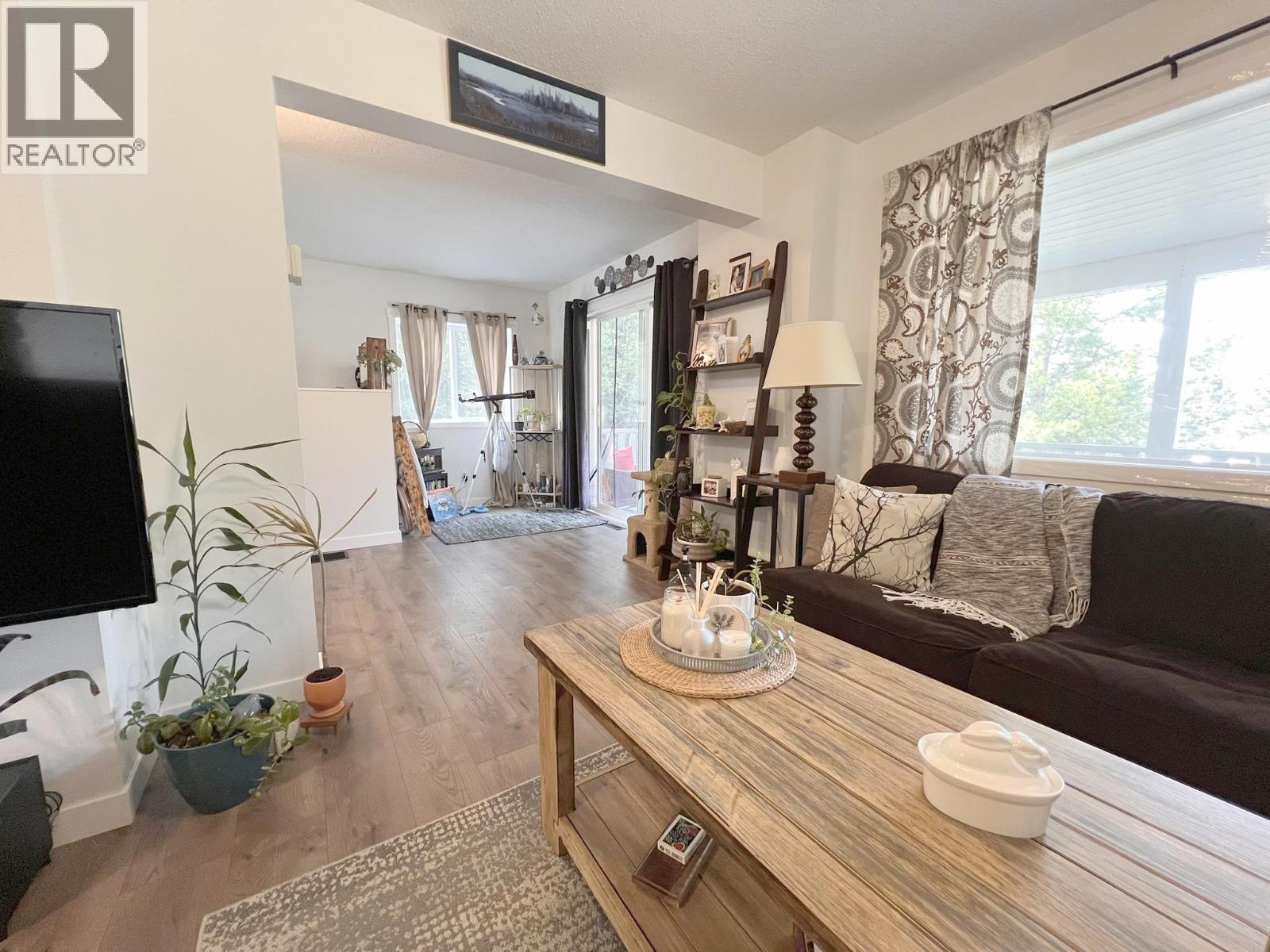 6318 MOOSE POINT DRIVE, Lone Butte