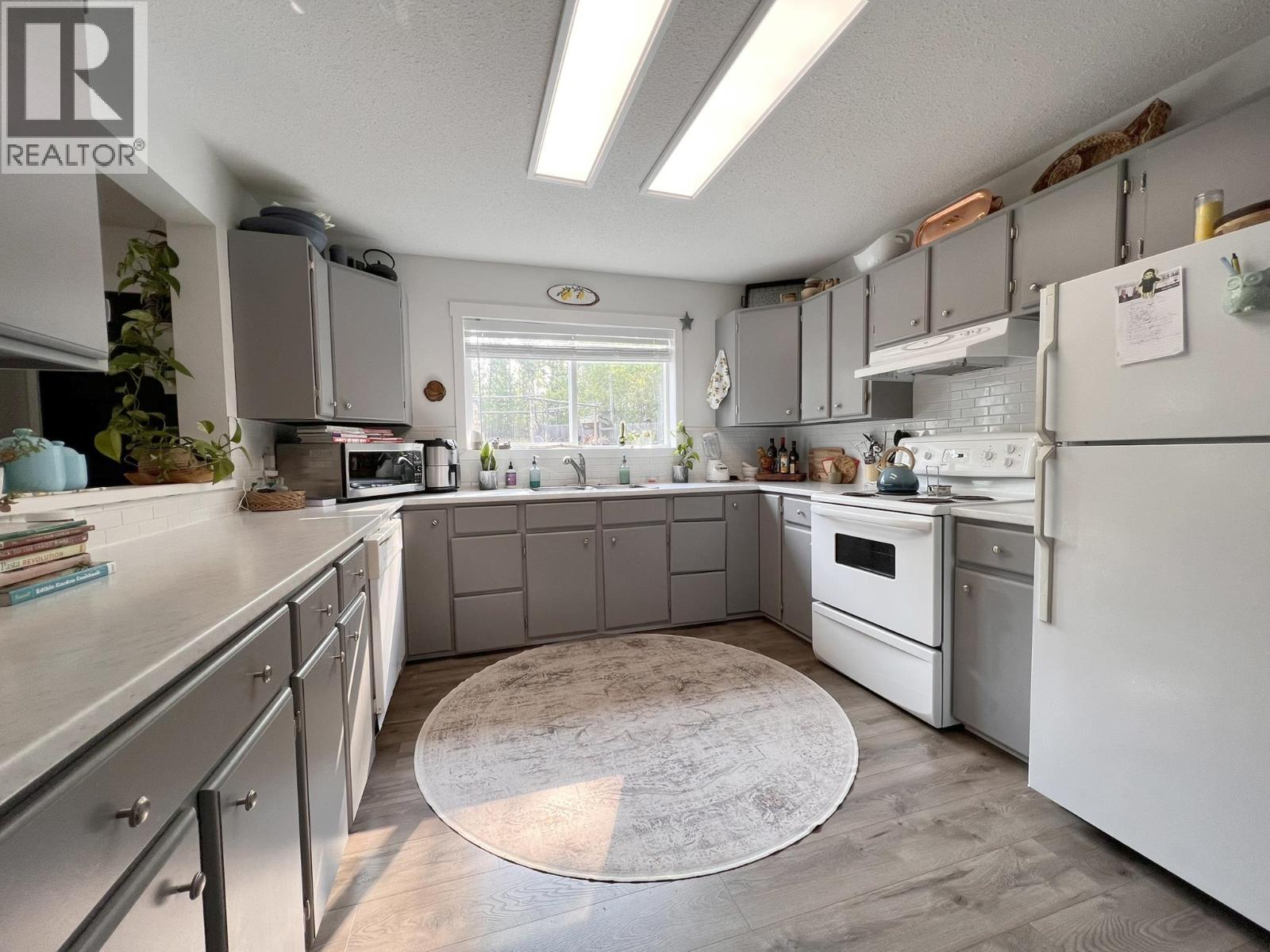 6318 MOOSE POINT DRIVE, Lone Butte