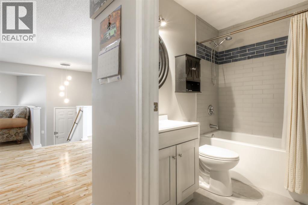 Single Family House Bi-level for Sale in  Hidden Spring Circle NW Hidden Valley Calgary 