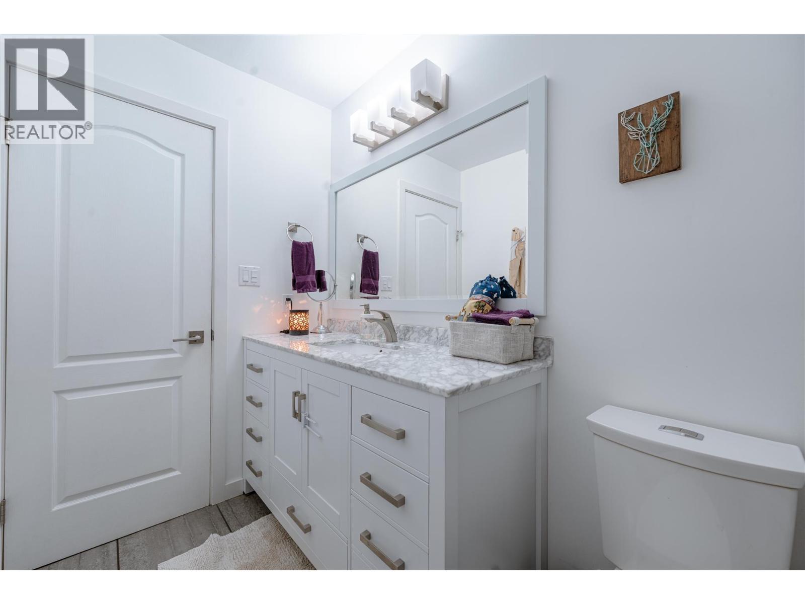 223 Viers Crescent, Revelstoke