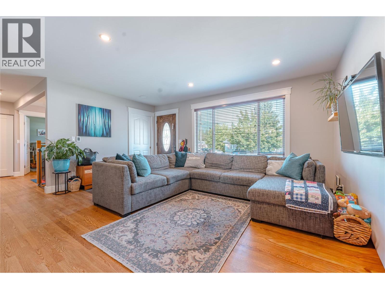 223 Viers Crescent, Revelstoke