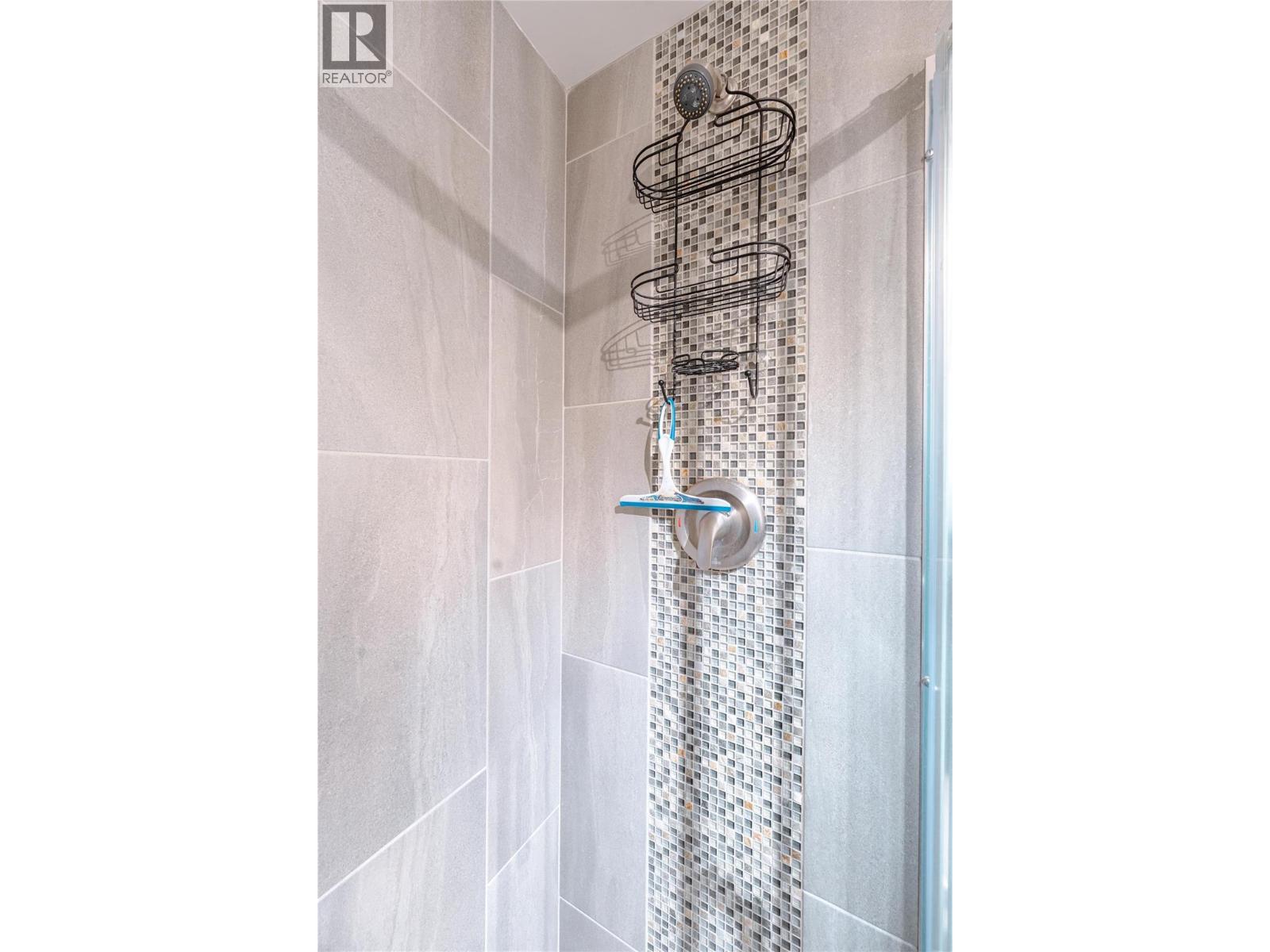 223 Viers Crescent, Revelstoke
