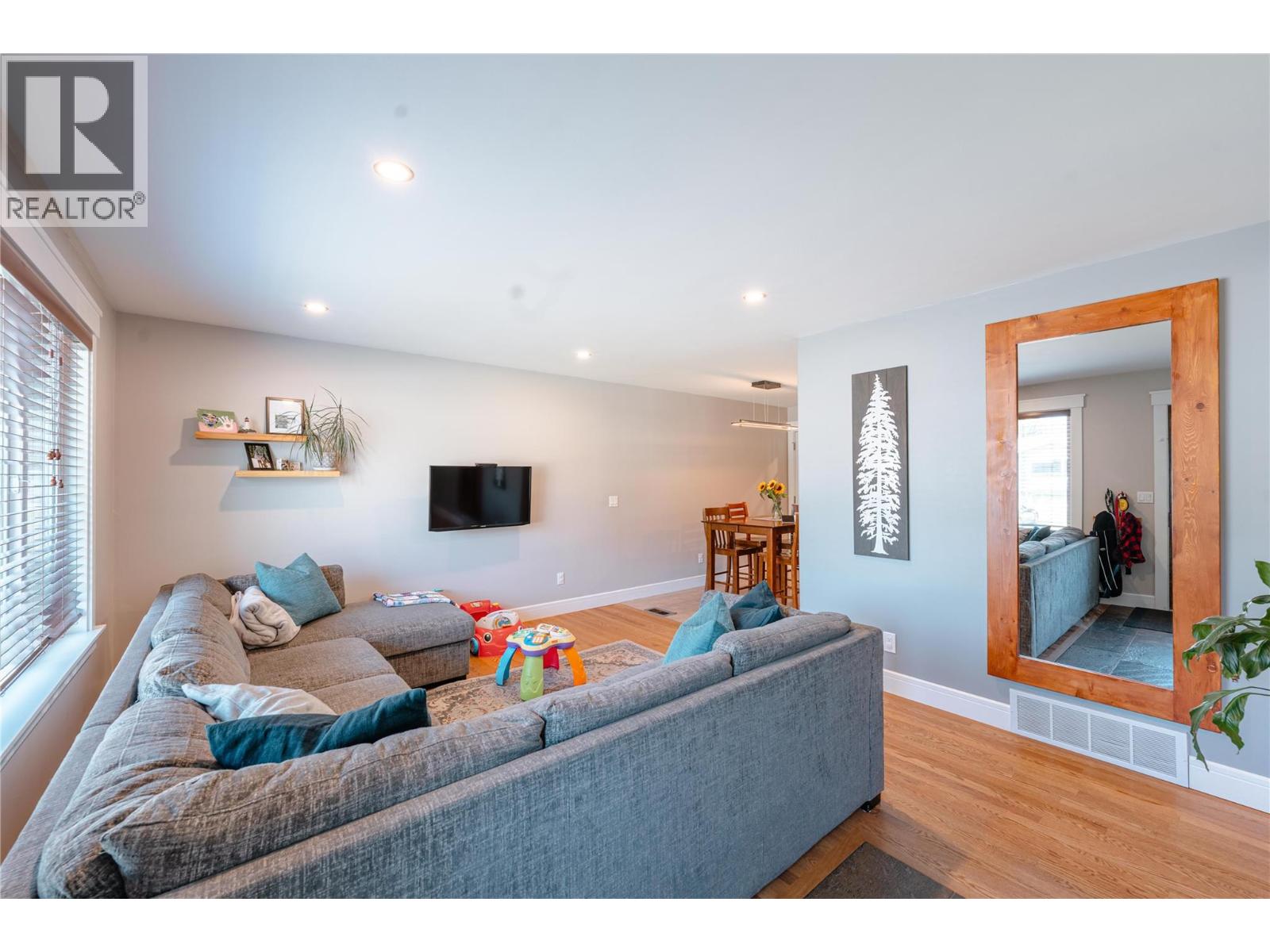 223 Viers Crescent, Revelstoke