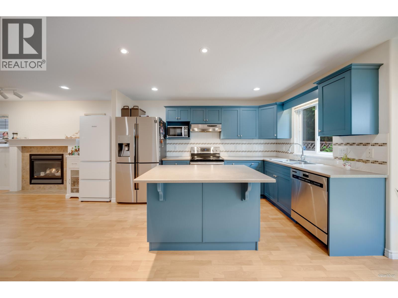 1272 AMAZON DRIVE, Port Coquitlam