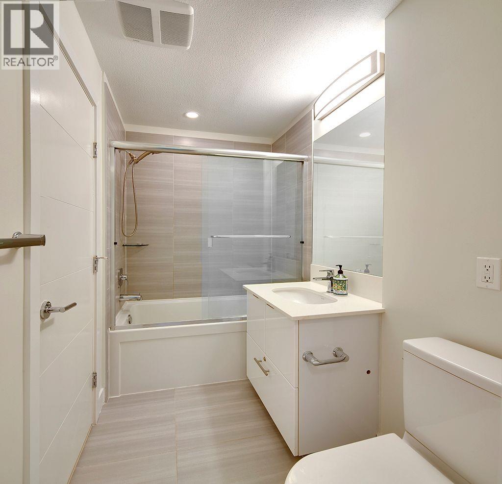 404 733 W 3RD STREET, North Vancouver