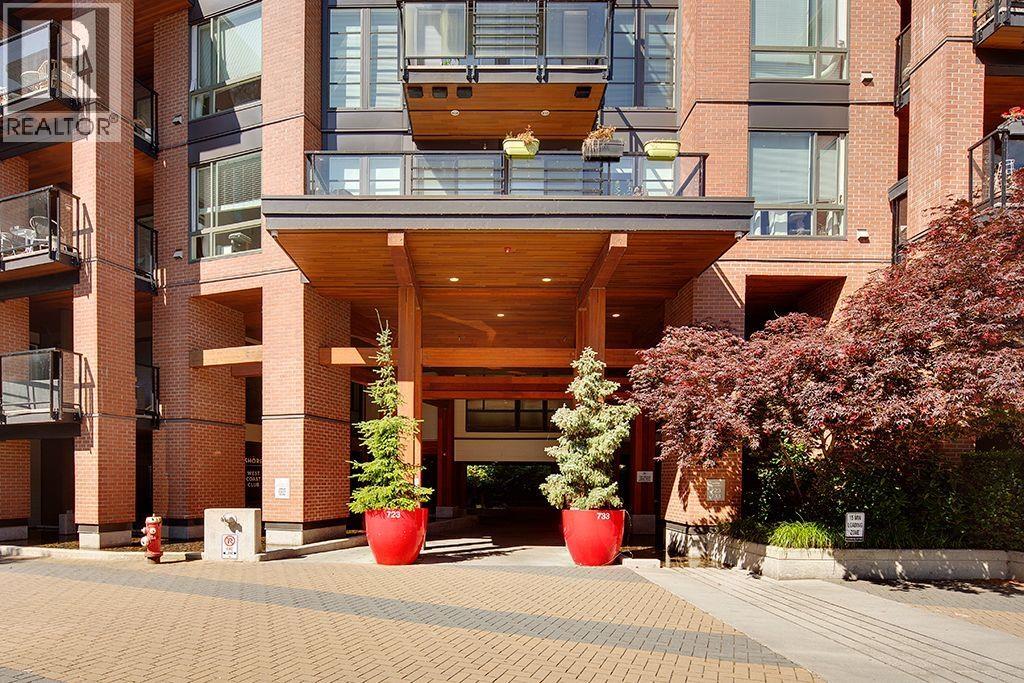 404 733 W 3RD STREET, North Vancouver