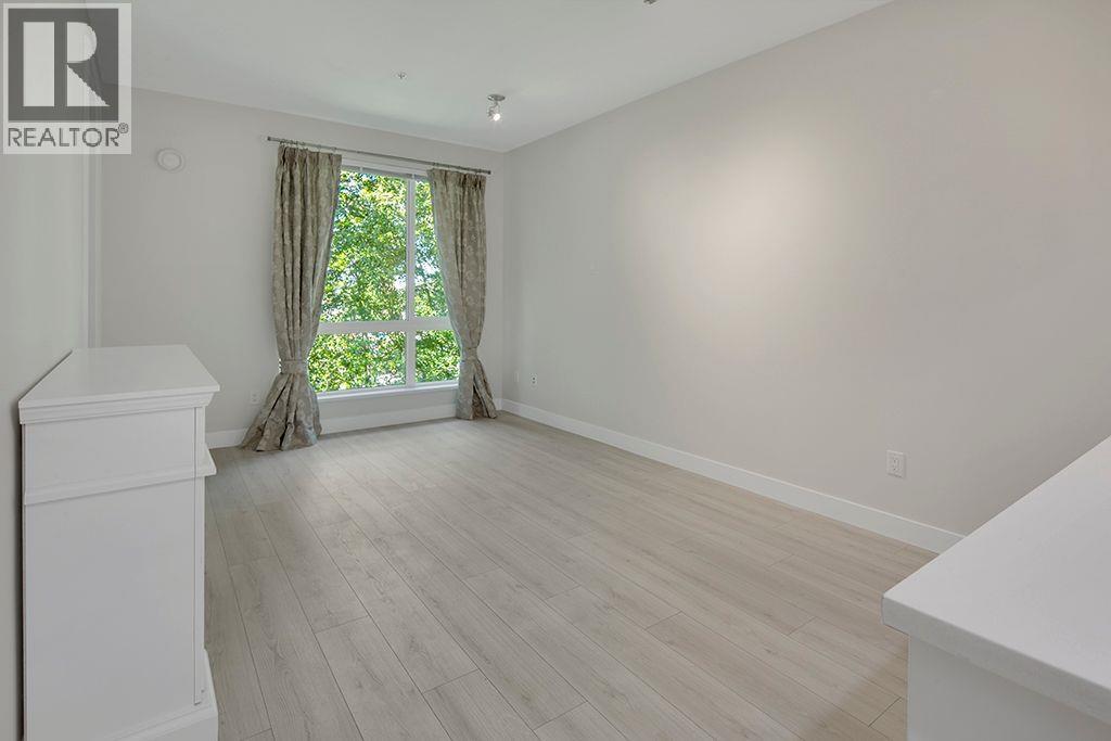 404 733 W 3RD STREET, North Vancouver