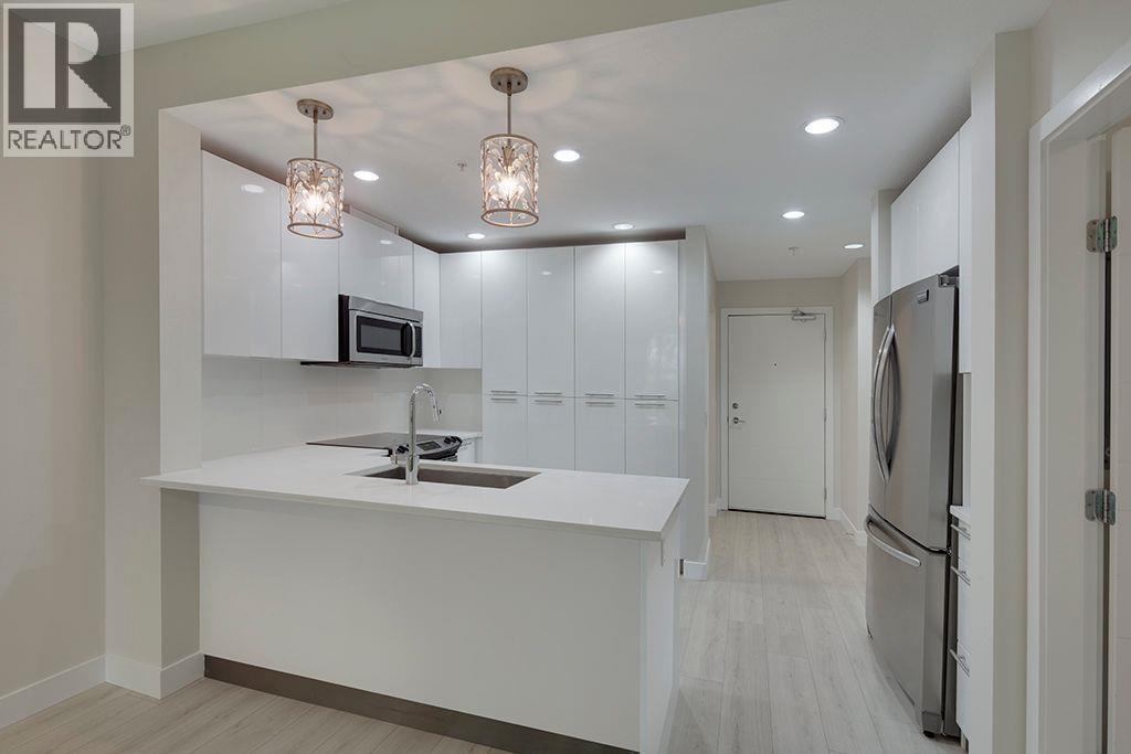 404 733 W 3RD STREET, North Vancouver