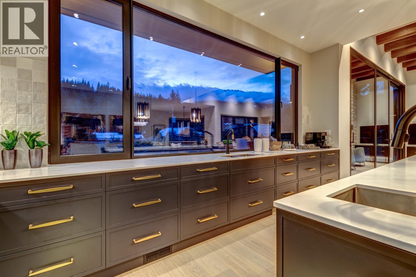 7313 TONI SAILER LANE, Whistler