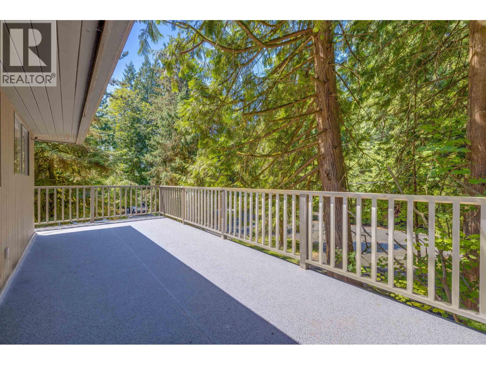 4755 COVE CLIFF ROAD, North Vancouver