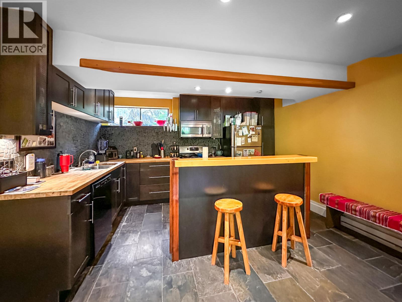 4755 COVE CLIFF ROAD, North Vancouver