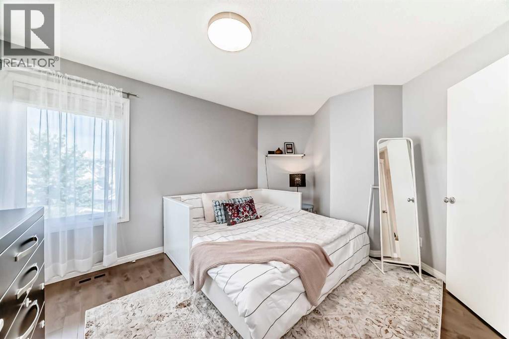 Single Family House for Sale in  Tuscany Valley Rise NW Tuscany Calgary 