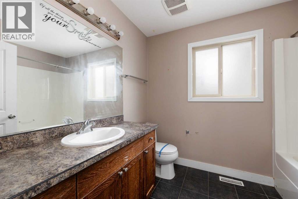 124 Huckleberry Street, Fort McMurray
