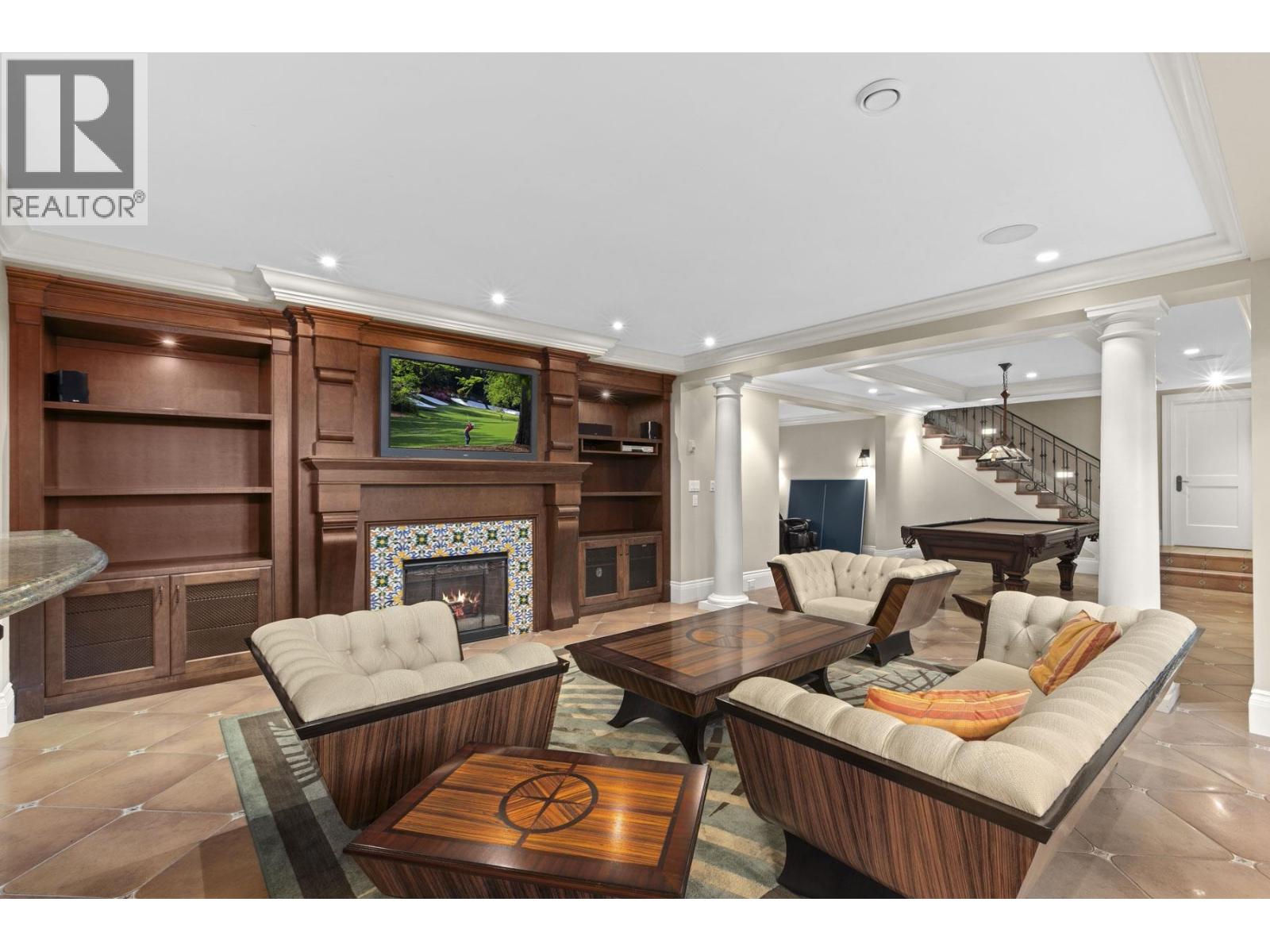 3090 MATHERS AVENUE, West Vancouver