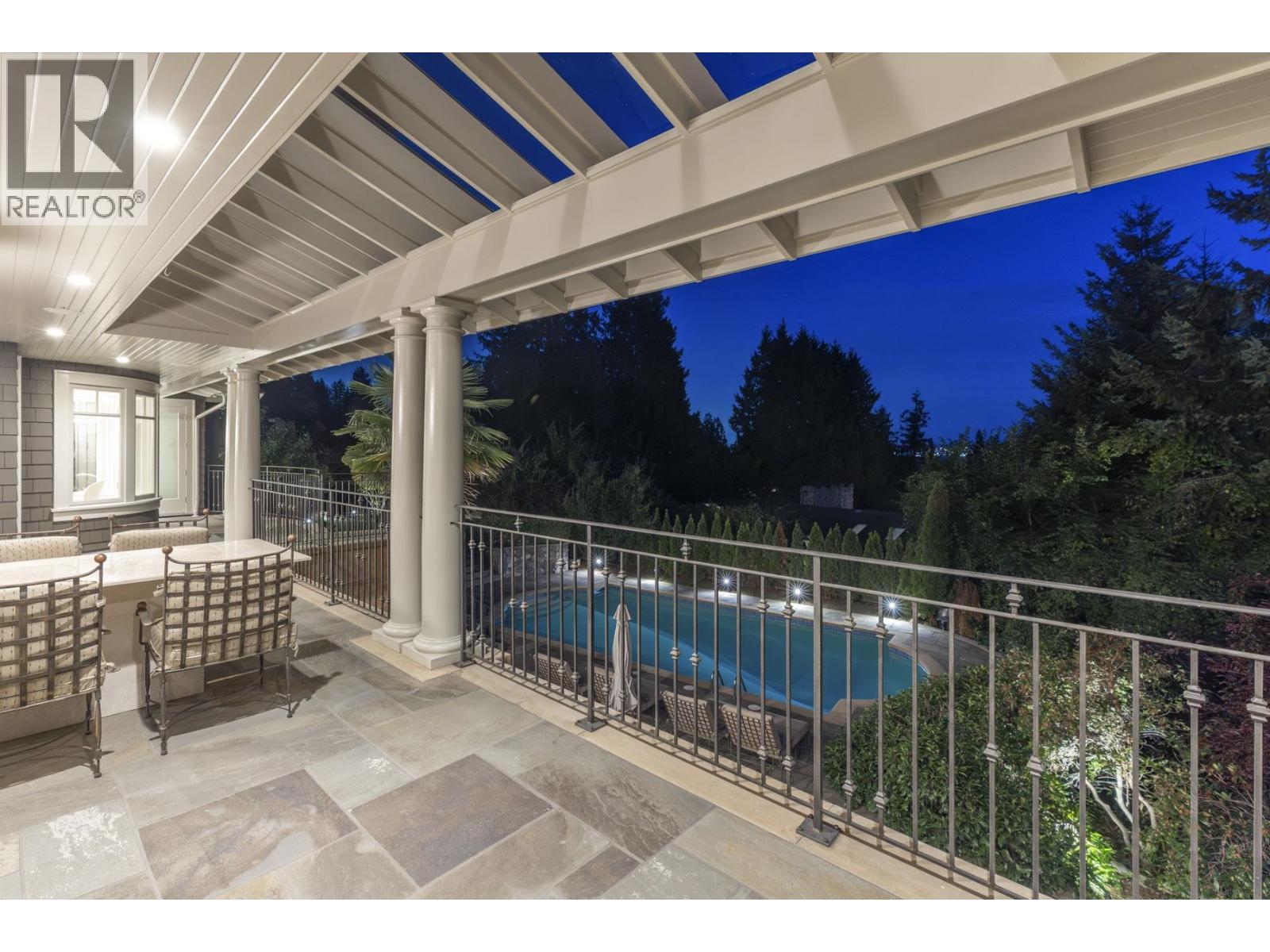 3090 MATHERS AVENUE, West Vancouver