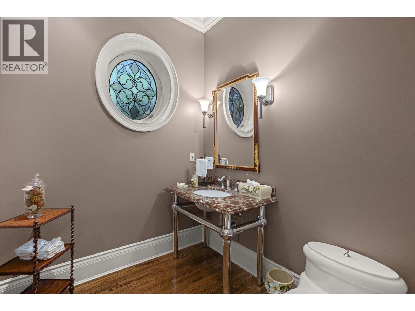 3090 MATHERS AVENUE, West Vancouver