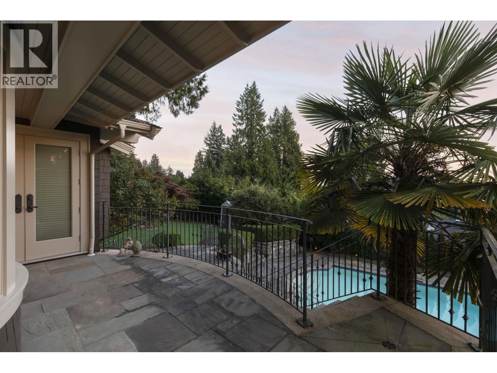 3090 MATHERS AVENUE, West Vancouver
