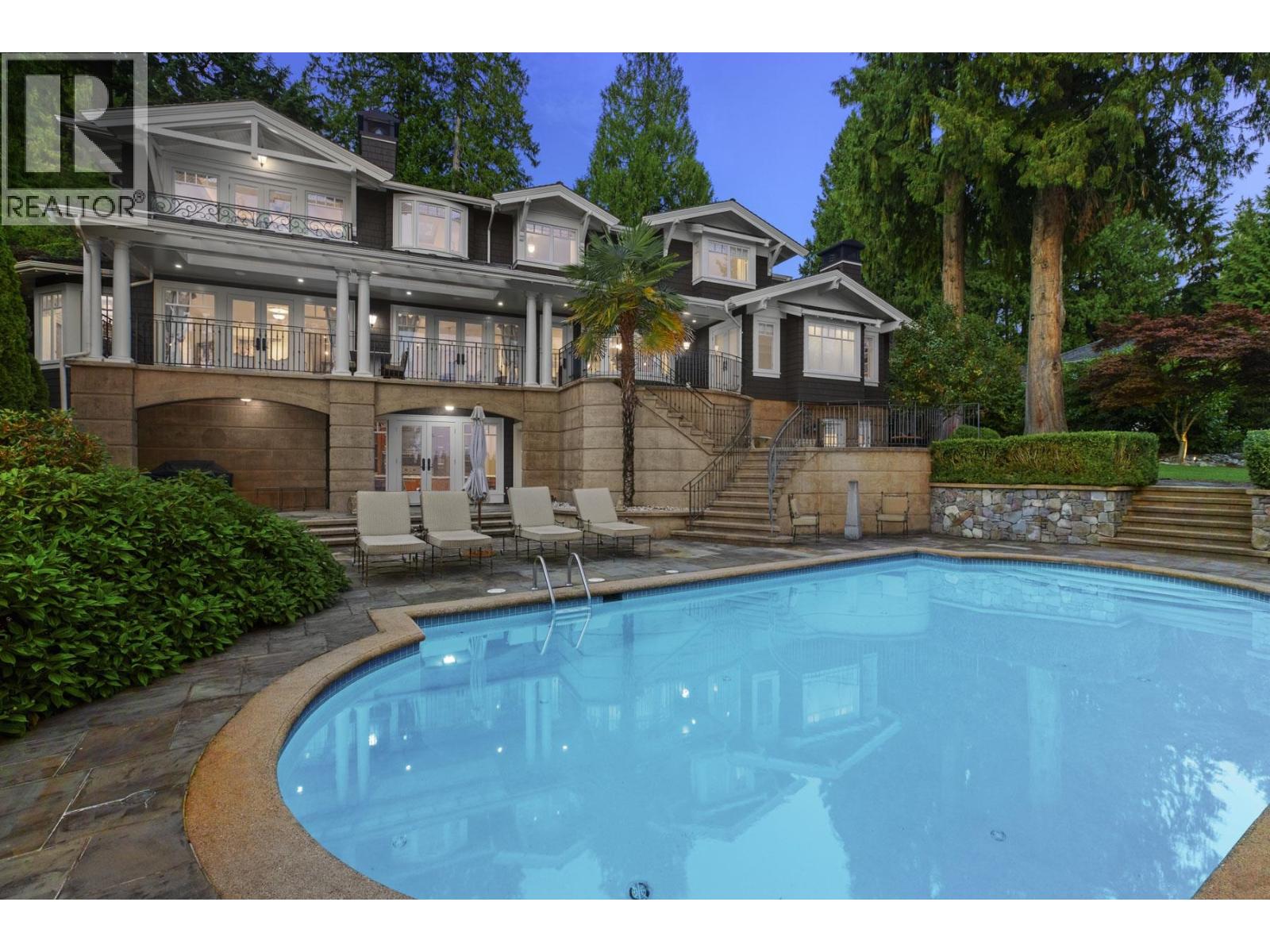 3090 MATHERS AVENUE, West Vancouver