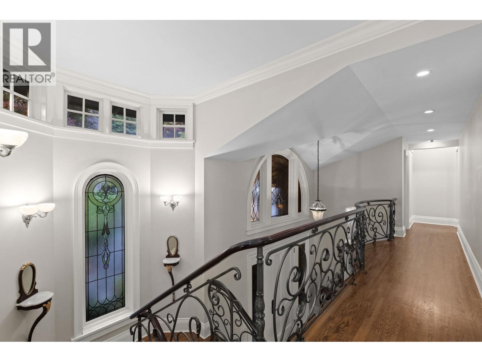 3090 MATHERS AVENUE, West Vancouver