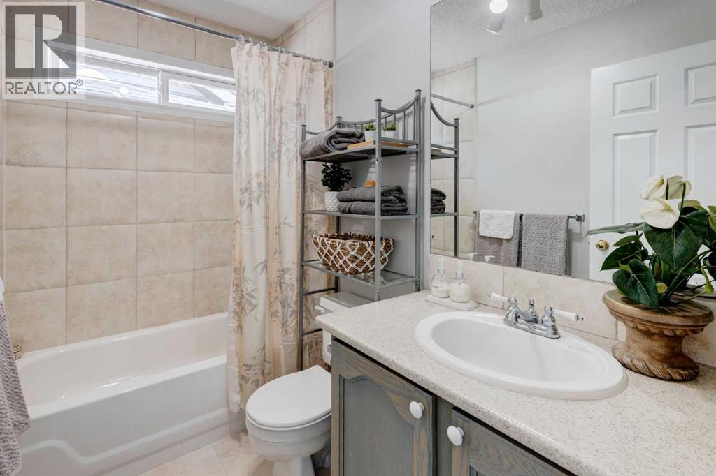 Single Family House for Sale in  Rocky Ridge Heights NW Rocky Ridge Calgary 