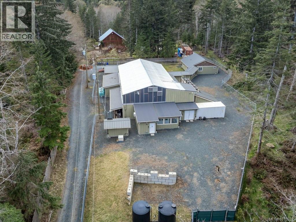 9000 Rayelyn Lane, Denman Island