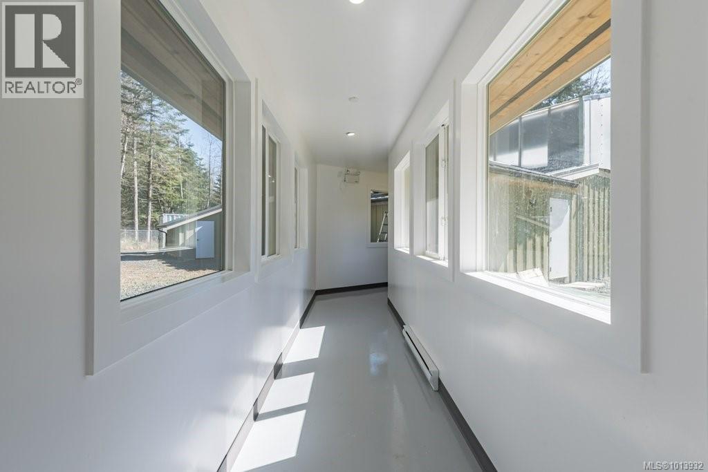 9000 Rayelyn Lane, Denman Island