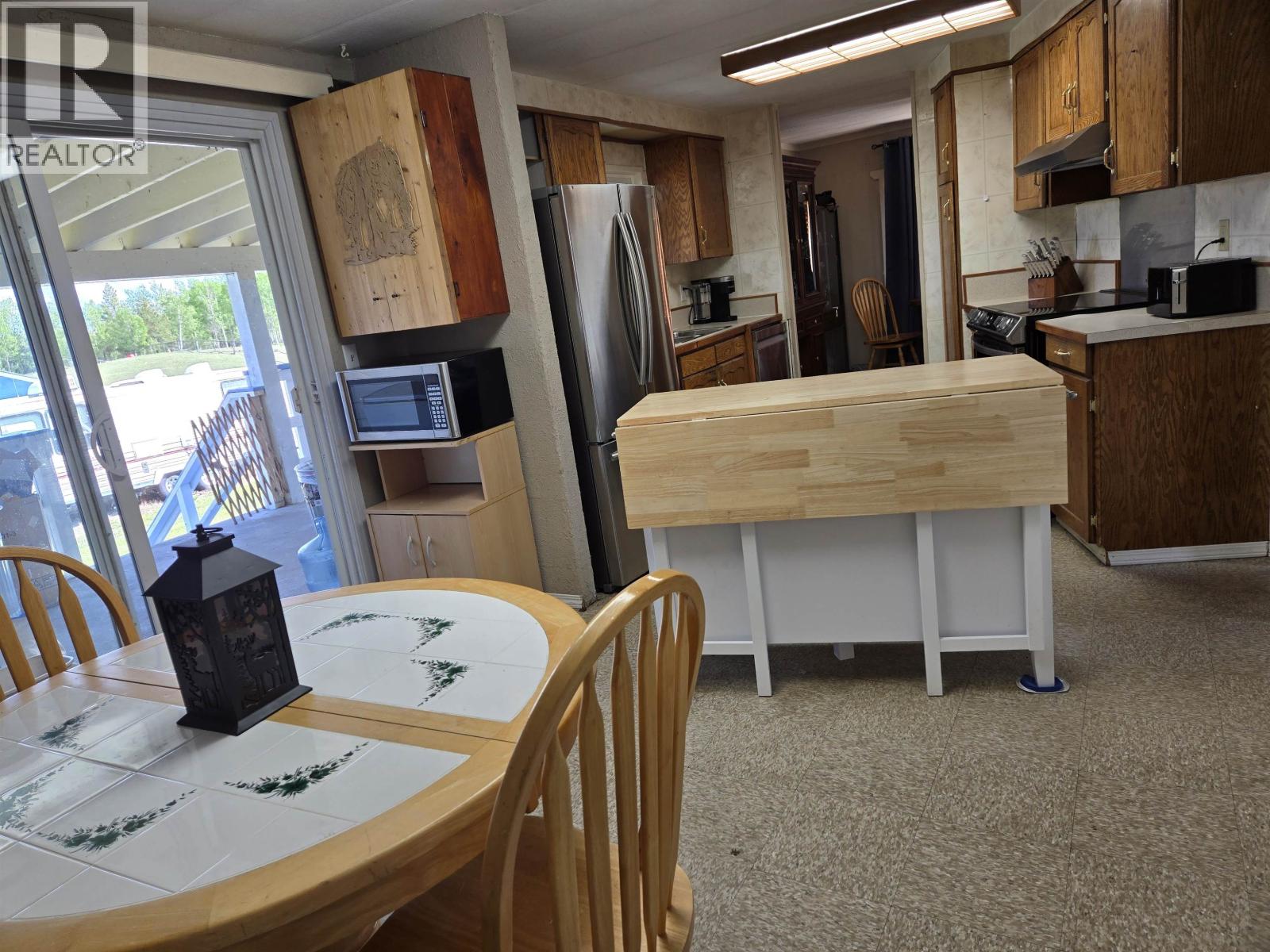 1740 S CARIBOO 97 HIGHWAY - 17