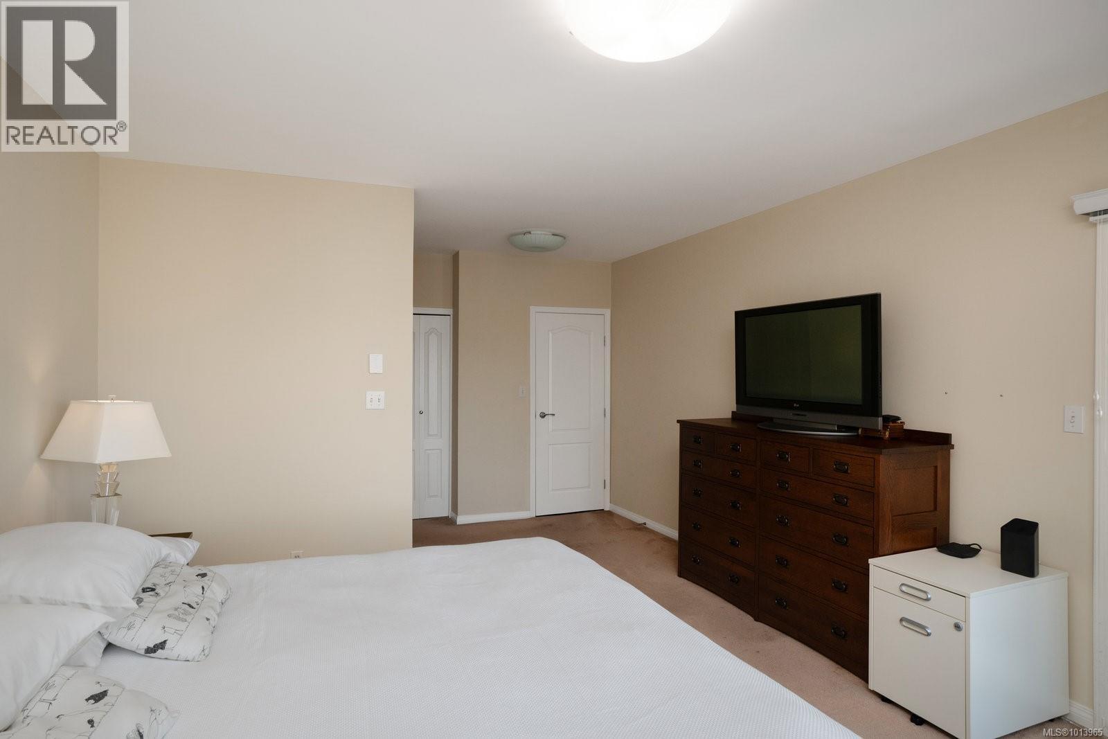 618 50 Songhees Road, Victoria