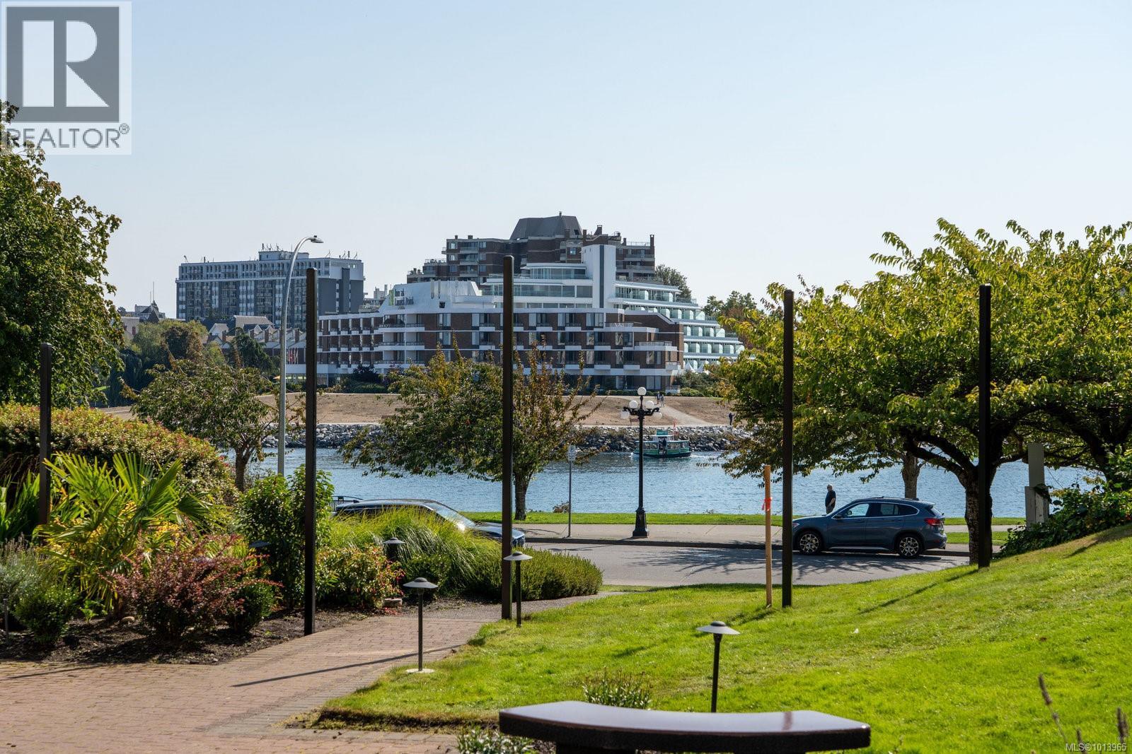618 50 Songhees Road, Victoria
