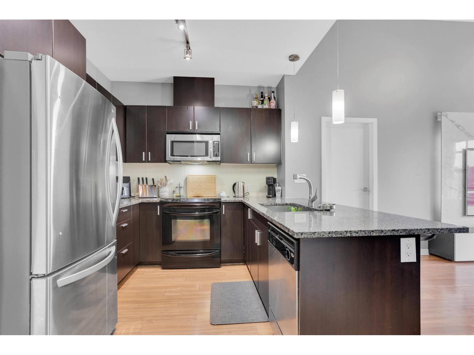 #422-7511 120 Street, Delta