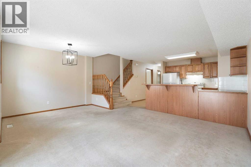 Single Family House for Sale in  Saddletree Court NE Saddle Ridge Calgary 