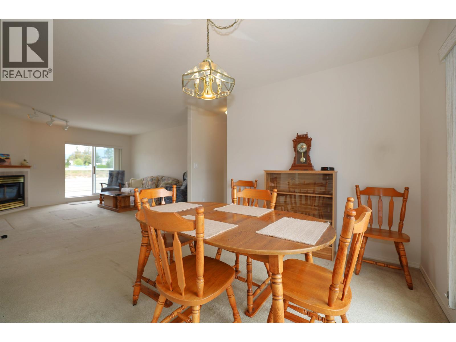 28 5610 TRAIL AVENUE, Sechelt