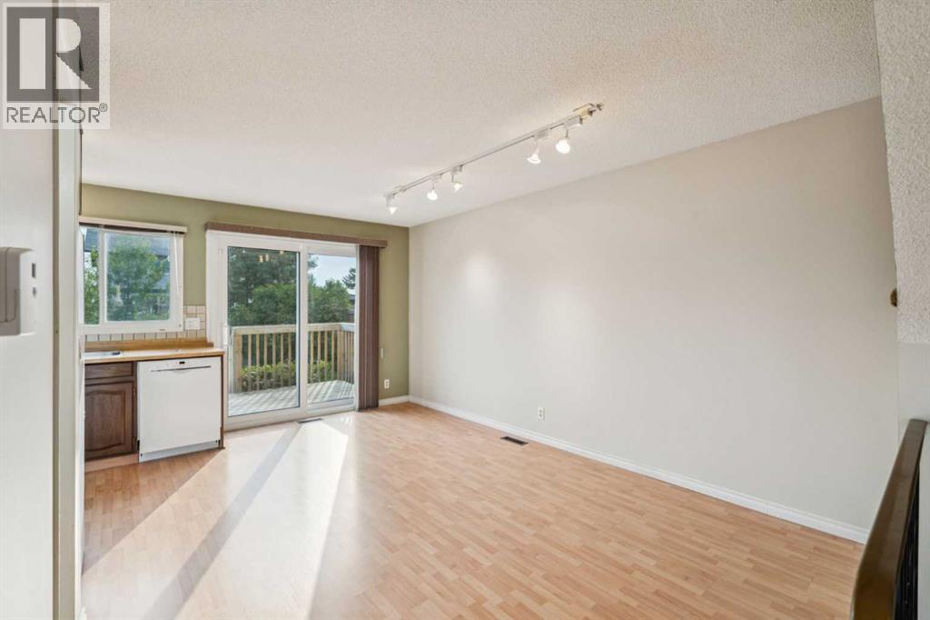 Single Family House for Sale in  Macewan Glen Close NW MacEwan Glen Calgary 