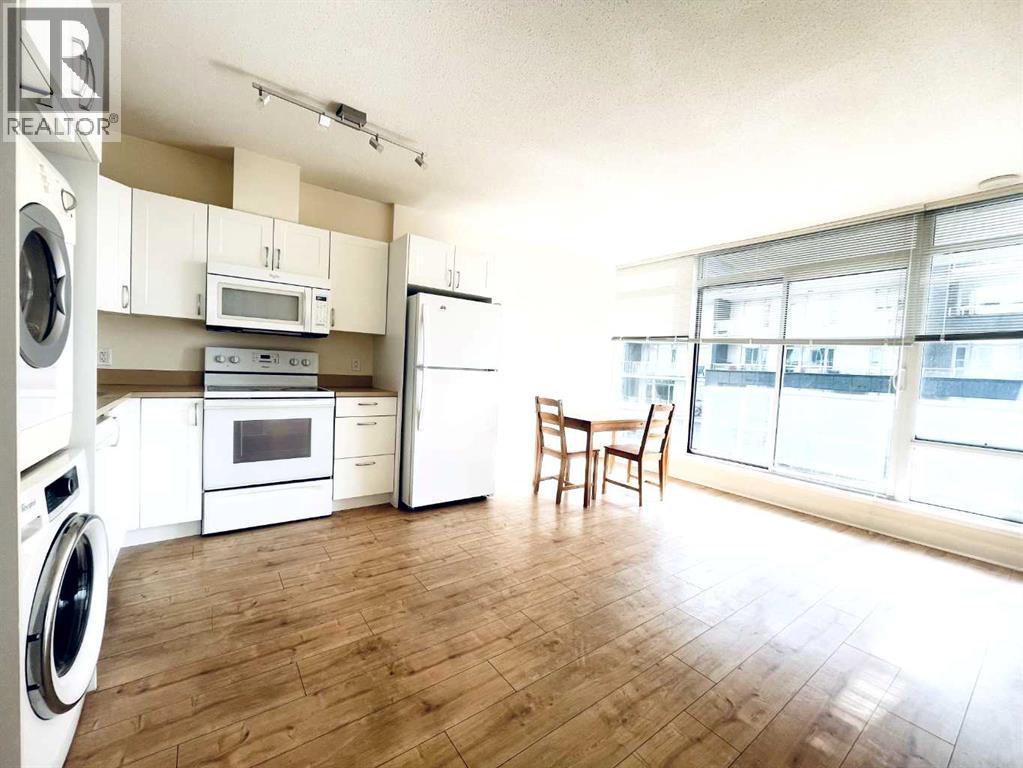 Single Family House for Sale in   Brentwood Common NW Brentwood Calgary 