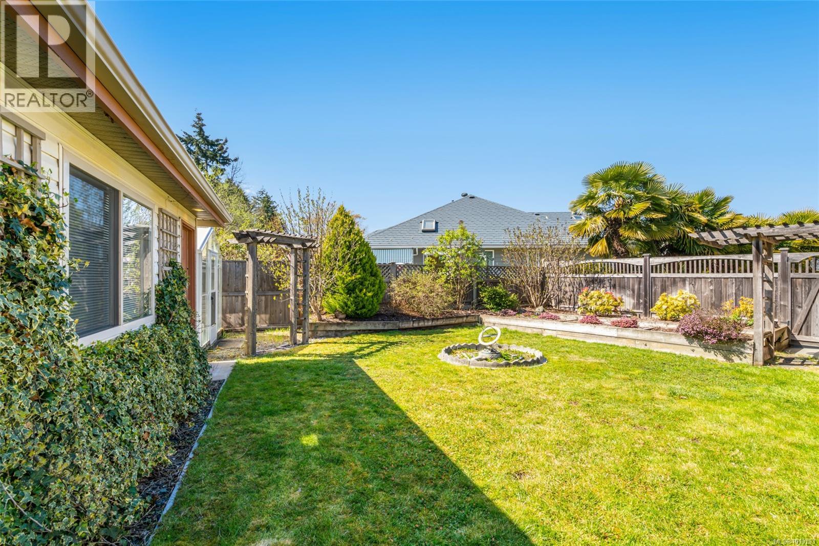 442 Heather Pl, Parksville