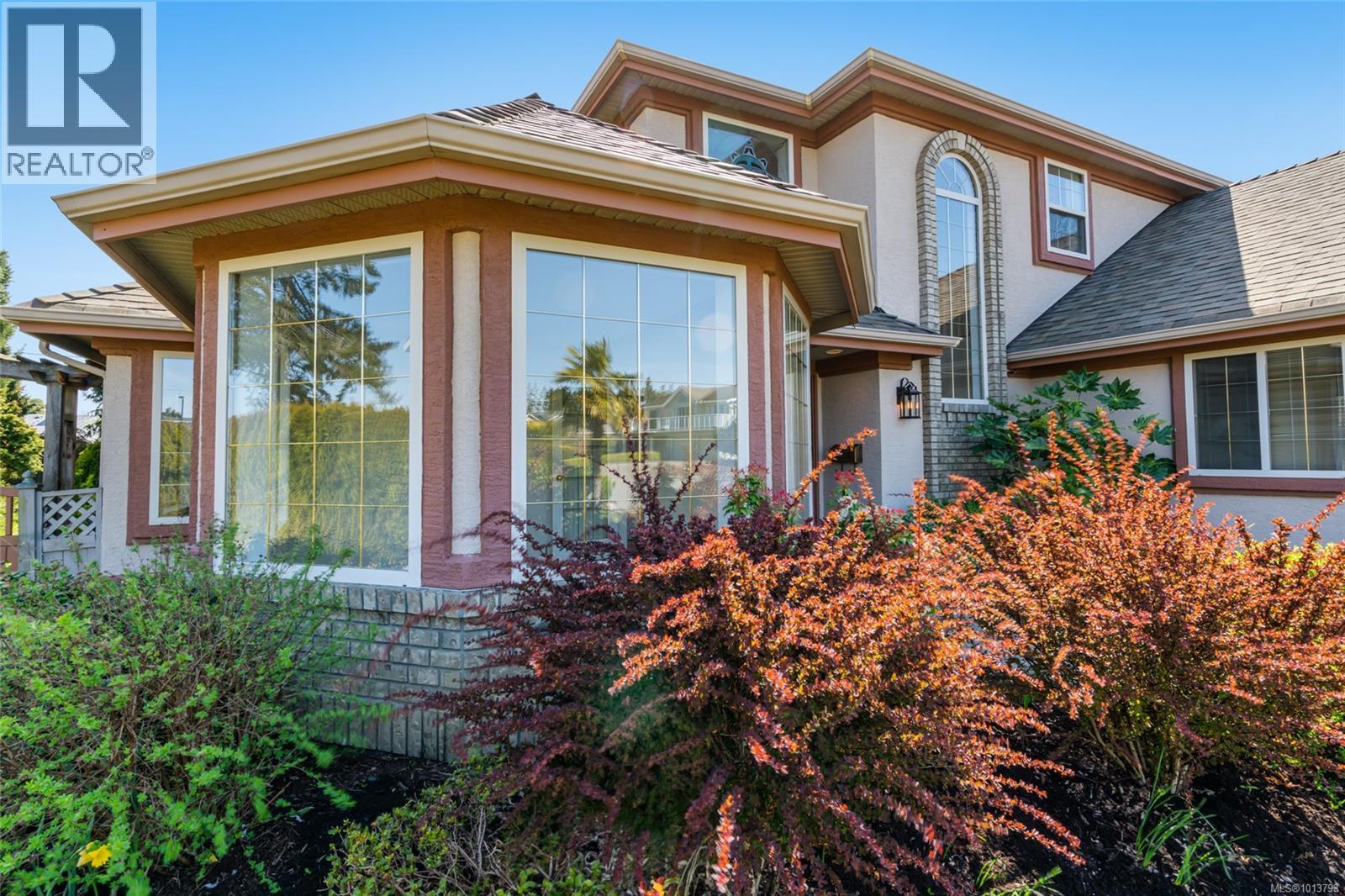 442 Heather Pl, Parksville