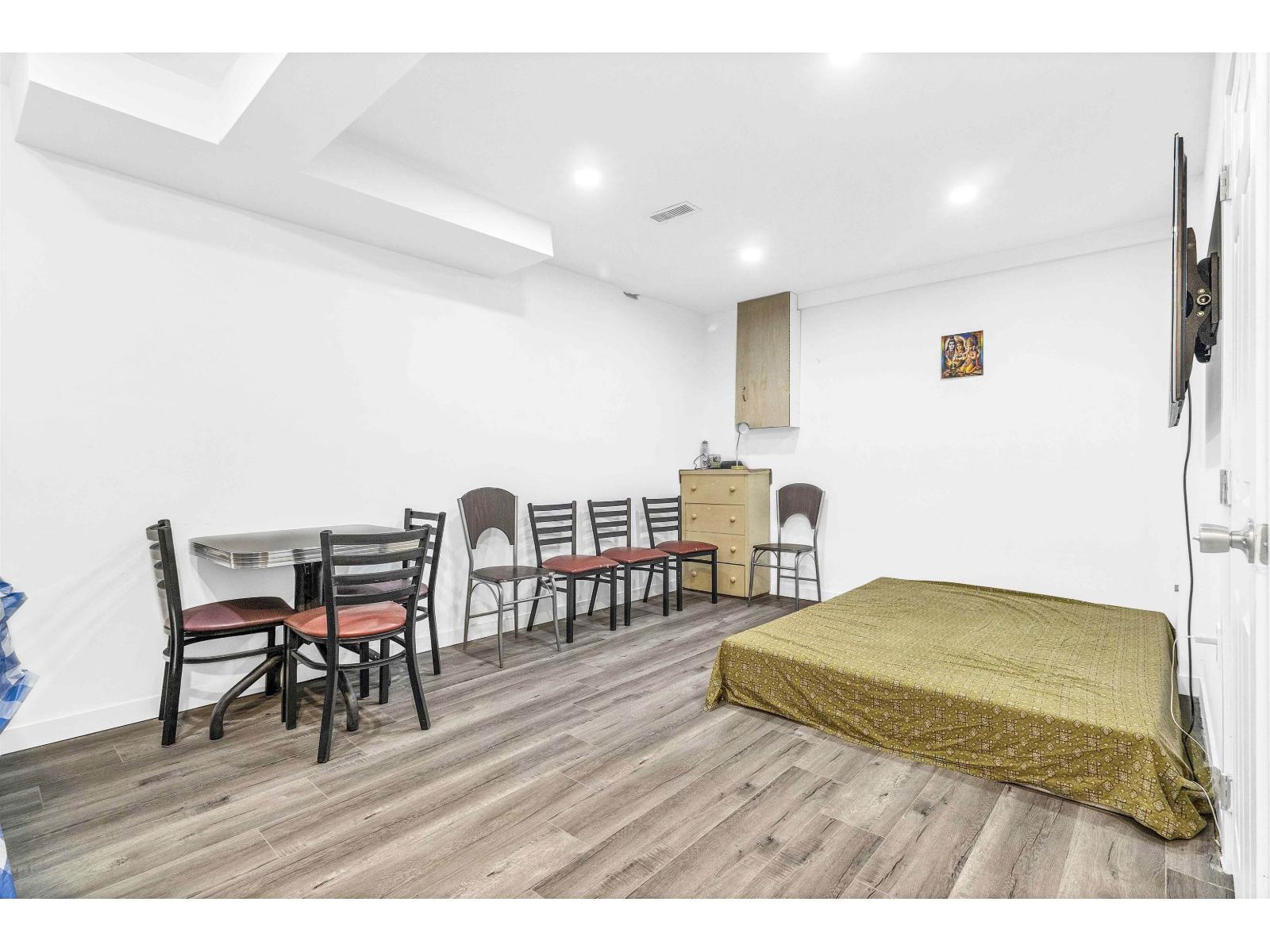 #106-11901 89A, Delta