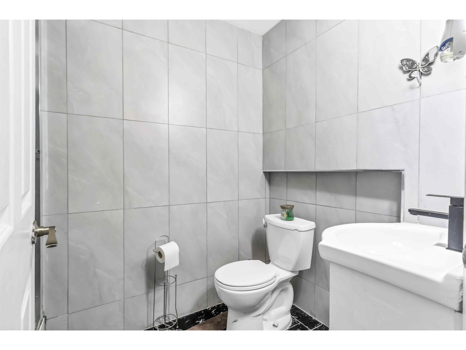 #106-11901 89A, Delta