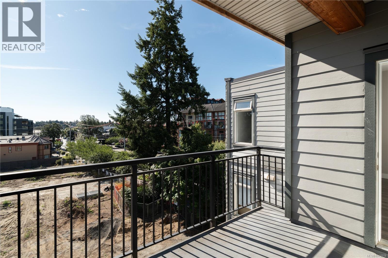 406 844 Goldstream Avenue, Langford