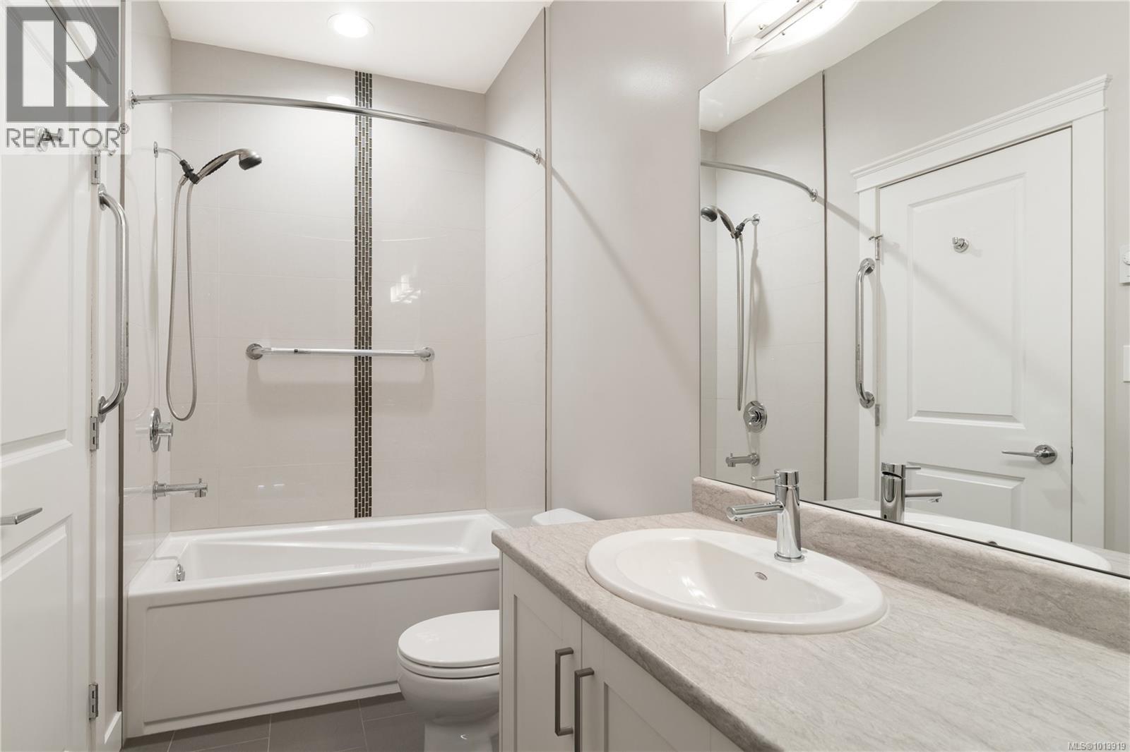 406 844 Goldstream Avenue, Langford