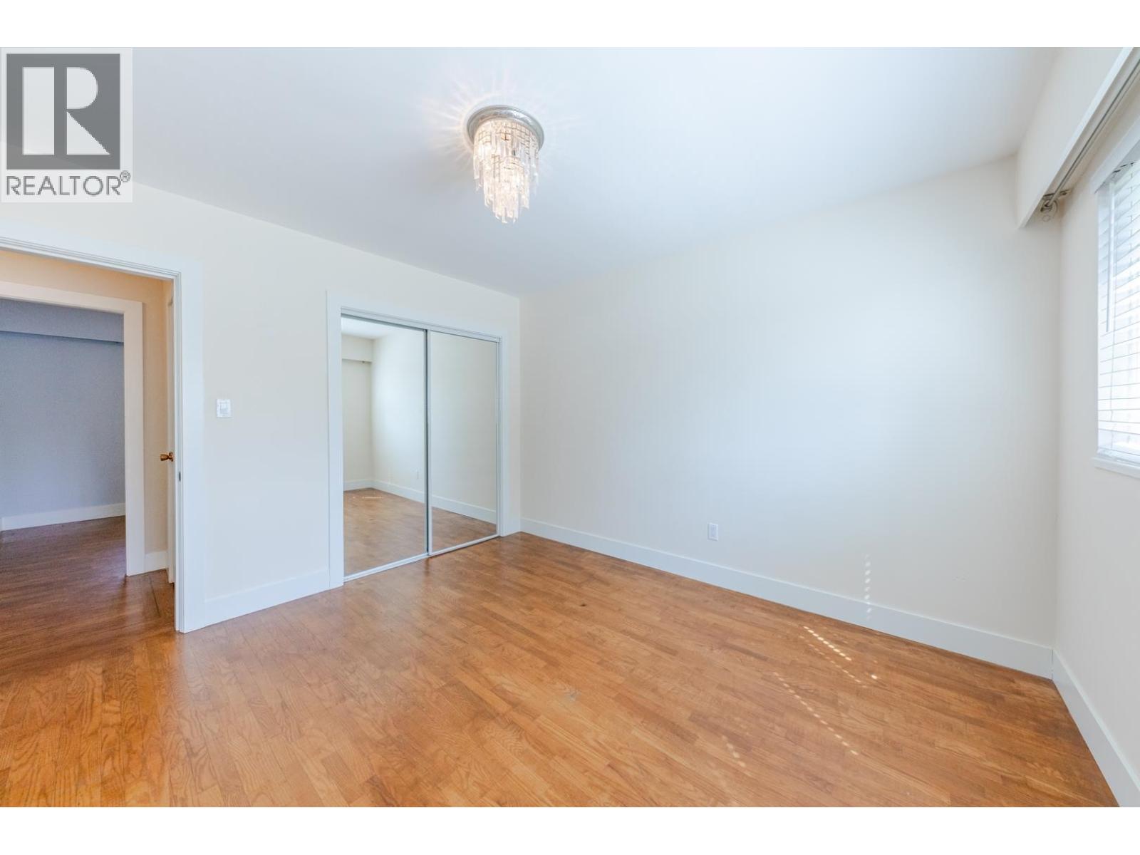 3729 WELLINGTON STREET, Port Coquitlam