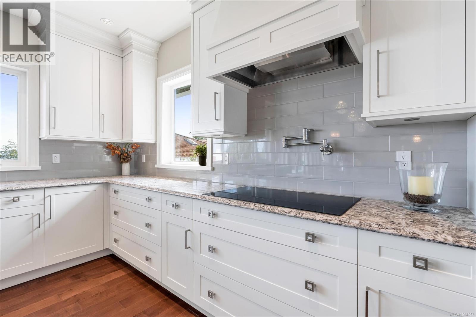 5058 Catalina Terr, Saanich