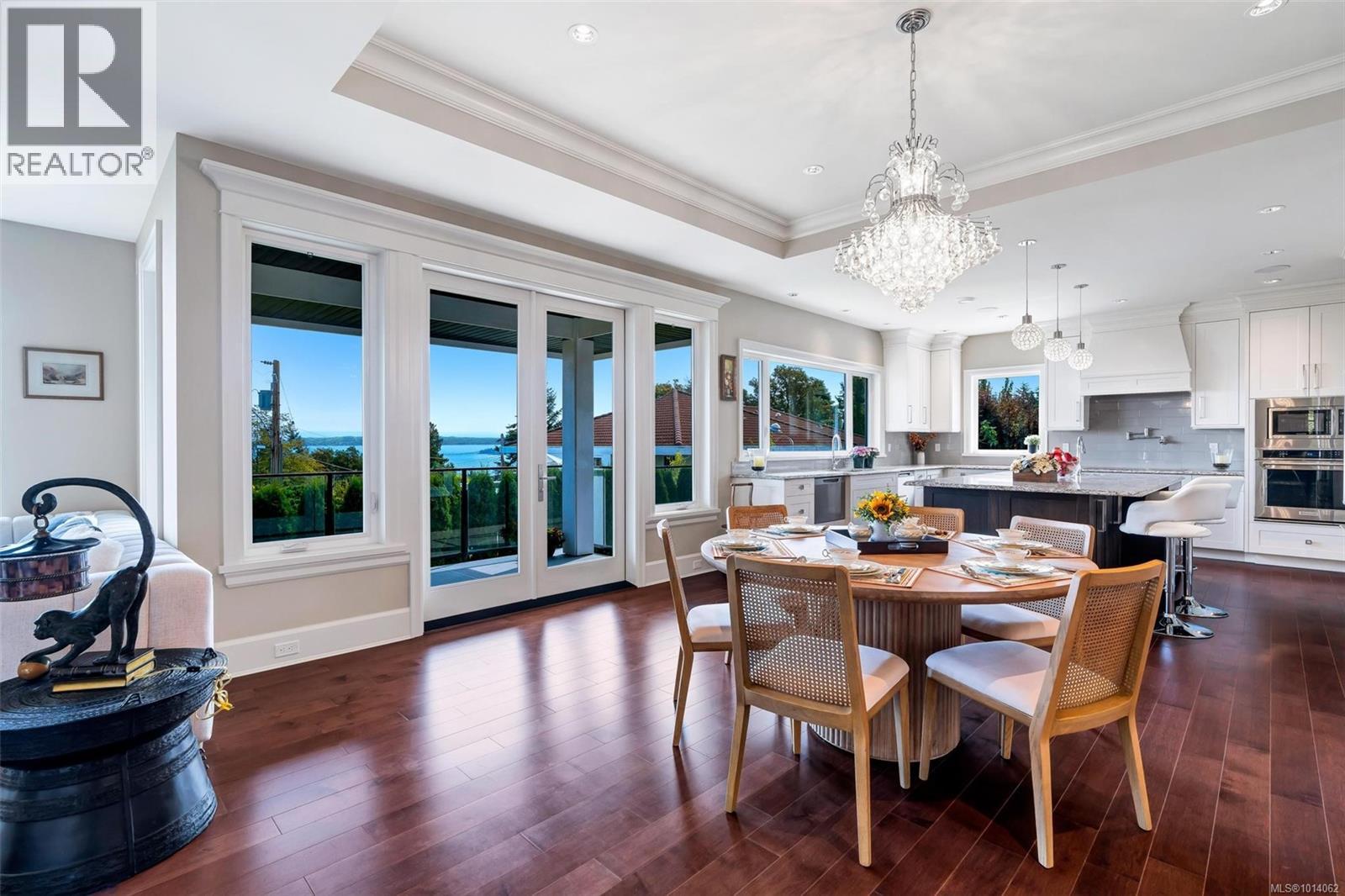 5058 Catalina Terr, Saanich