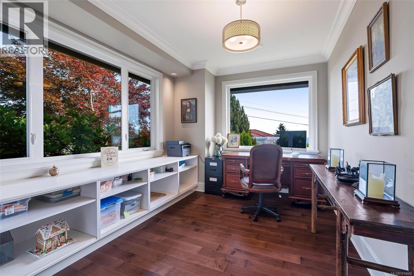 5058 Catalina Terr, Saanich